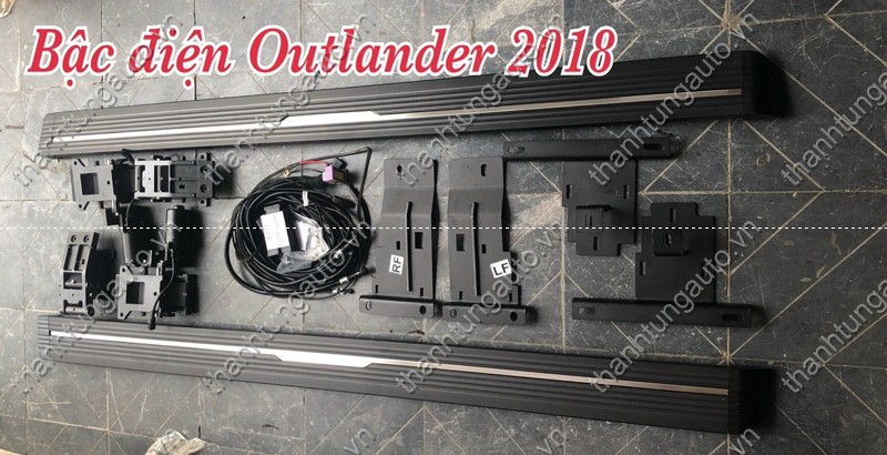 Bậc bước chân lên xuống điện cho xe Outlander 2017-2020