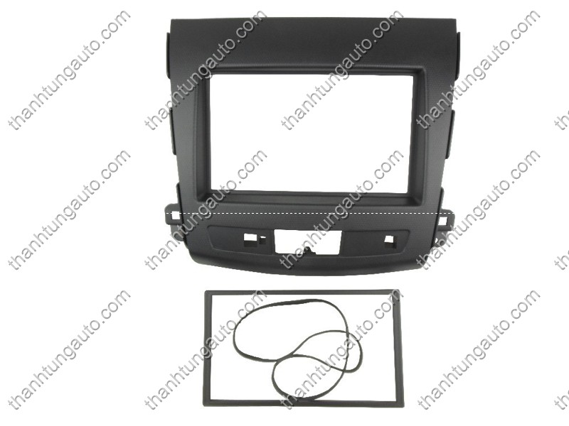 Mặt dưỡng lắp DVD 2 Din cho Outlander 2014-2016