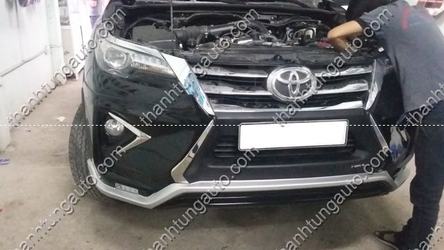 Bodykit cho Fortuner 2017 mẫu Lexus