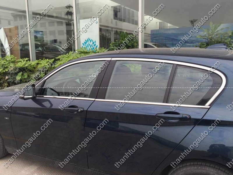 Viền khung kính BMW 116i-118i-120i Serie1 2012-2018