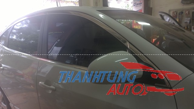 nẹp inox viền khung kính cho Avante 2011-2013 (bản thành công)